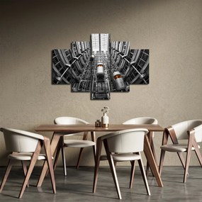 Tablou cu lift în clădire (150x105 cm)