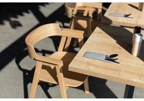 Scaun de dining în culoare naturală cu cotiere din lemn de stejar Flip – Gazzda
