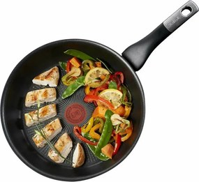 La mâna a doua: Tiga Tefal G2550572, 26 cm, Thermo-Spot, acoperire antiaderentă din titan X6, pentru plite cu inducție, negru