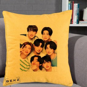 Perna Personalizata K-pop BTS Bangtan Boys Portret Grup Fanart, 40x40 cm, Galben, Husa Detasabila, Perna Inclusa, BEKZ®