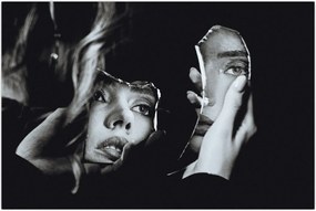 Tablou - Privind în oglindă (90x60 cm)