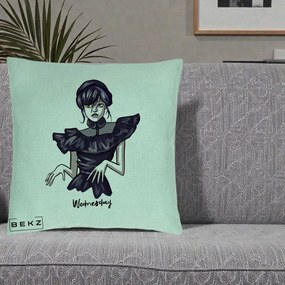 Perna Personalizata Wednesday Addams Dans Gotic, 40x40 cm, Verde Menta, Husa Detasabila, Perna Inclusa, BEKZ®