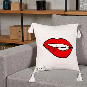 Perna Decorativa Vampire Lips Halloween, 40x40 cm, Bej cu Franjuri, Husa Detasabila, Perna Inclusa, BEKZ®
