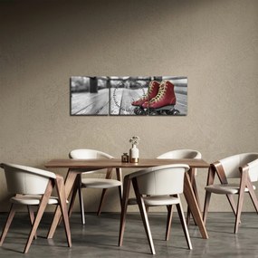 Tablou cu pantofi cu role vechi roșii (cu ceas) (90x30 cm)