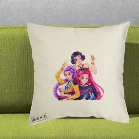 Perna Personalizata K-pop HUNTRX Trio Animat Fete Foto, 40x40 cm, Ecru, Husa Detasabila, Perna Inclusa, BEKZ®