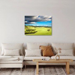 Tablou pe sticlă - Peisaj verde cu dealuri (70x50 cm)