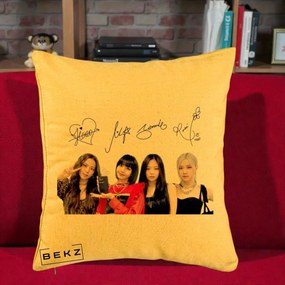 Perna Personalizata K-pop BLACKPINK Semnaturi, 40x40 cm, Galben, Husa Detasabila, Perna Inclusa, BEKZ®
