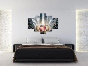 Tablou unei construcții cu steagul SUA (150x105 cm)