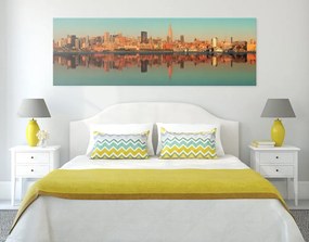 Tablou fascinantul New York reflectat în apă