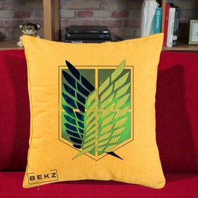 Perna Personalizata Attack on Titan Wings of Freedom, 40x40 cm, Galben, Husa Detasabila, Perna Inclusa, BEKZ®