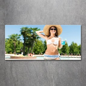 Pictura pe sticlă acrilică Femeia de la piscina