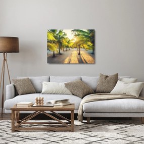 Tablou pe sticlă - Femeie între palmieri (70x50 cm)