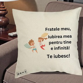 Cadou pentru Frate - Perna Personalizata Fratele Meu Te Iubesc Copii Batalie Perne, 40x40 cm, Ecru, Husa Detasabila, Perna Inclusa, BEKZ®