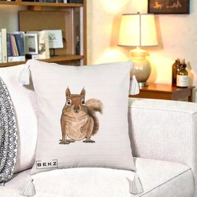 Perna Decorativa Veverita Acuarela, 40x40 cm, Bej cu Franjuri, Husa Detasabila, Perna Inclusa, BEKZ®