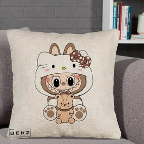Perna Personalizata Labubu x Hello Kitty Maro-Vintage, 40x40 cm, Bej Canapea, Husa Detasabila, Perna Inclusa, BEKZ®
