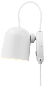 Aplica de perete, cu mufa usb, design modern Angle alb 2120601001 NL
