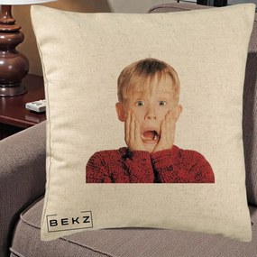 Perna Decorativa Kevin Singur Acasa, 40x40 cm, Bej, Husa Detasabila, Perna Inclusa, BEKZ®