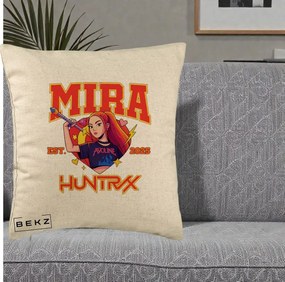 Perna Personalizata K-pop HUNTRX Mira Personaj Avoline, 40x40 cm, Bej, Husa Detasabila, Perna Inclusa, BEKZ®