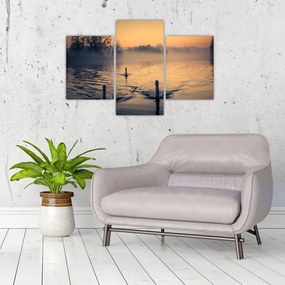 Tablou cu lebăde pe apă în ceață (90x60 cm)