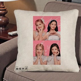 Perna Personalizata K-pop BLACKPINK Colaj Roz, 40x40 cm, Bej Canapea, Husa Detasabila, Perna Inclusa, BEKZ®