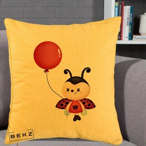 Perna Decorativa Buburuza cu Balon Rosu, 40x40 cm, Galben, Husa Detasabila, Perna Inclusa, BEKZ®
