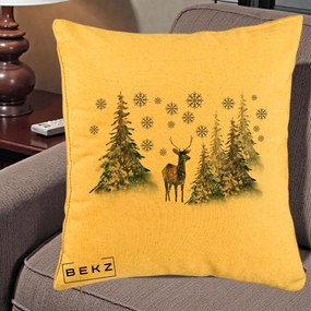 Perna Decorativa Ren in Padure Inzapezita, 40x40 cm, Galben, Husa Detasabila, Perna Inclusa, BEKZ®