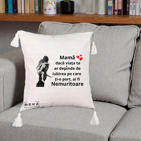 Cadou pentru Mama - Perna Personalizata Mama Nemuritoare Gravura Vintage, 40x40 cm, Bej cu Franjuri, Husa Detasabila, Perna Inclusa, BEKZ®