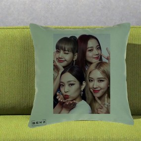 Perna Personalizata K-pop BLACKPINK Foto Grup Selfie 4 Membre, 40x40 cm, Verde, Husa Detasabila, Perna Inclusa, BEKZ®
