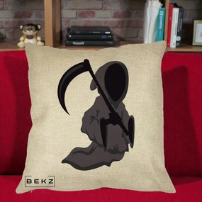 Perna Decorativa Moartea cu Coasa Grim Reaper Halloween, 40x40 cm, Crem, Husa Detasabila, Perna Inclusa, BEKZ®