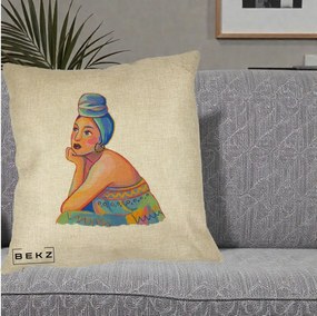 Perna Decorativa Portret Femeie Contemplativa, 40x40 cm, Crem, Husa Detasabila, Perna Inclusa, BEKZ®
