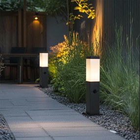 Lampă de exterior gri închis cu sticlă opală 45cm IP44 cu priză și senzor de mișcare - Malios