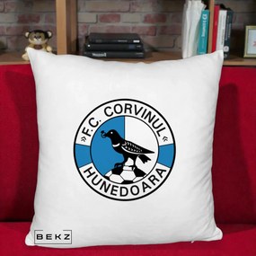 Perna Personalizata FC Corvinul Hunedoara Fotbal, 40x40 cm, Alb Pufos, Husa Detasabila, Perna Inclusa, BEKZ®