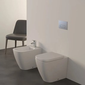 Vas wc stativ rimless plus Ideal Standard i.life B alb lucios back to wall cu capac inclus