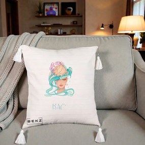 Perna Personalizata Zodie Rac, 40x40 cm, Bej cu Franjuri, Husa Detasabila, Perna Inclusa, BEKZ®