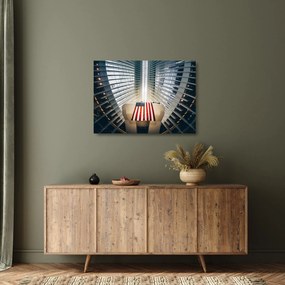 Tablou pe sticlă unei construcții cu steagul SUA (70x50 cm)