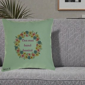 Cadou pentru Bunica - Perna Personalizata Cea Mai Buna Bunica Coronita Flori Multicolore, 40x40 cm, Verde, Husa Detasabila, Perna Inclusa, BEKZ®