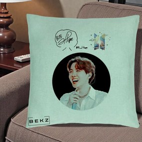 Perna Personalizata K-pop BTS J-Hope Portret cu Autograf, 40x40 cm, Verde Menta, Husa Detasabila, Perna Inclusa, BEKZ®