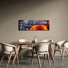 Tablou cu mașina în flăcărată (cu ceas) (90x30 cm)
