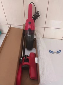La mâna a doua: Aspirator vertical Rosberg R51001A, 600W, 800 ml, Filtru HEPA, Manual, Rosu