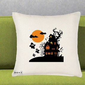 Perna Decorativa Halloween Casa Bantuita cu Fantome, 40x40 cm, Crem Reliefat, Husa Detasabila, Perna Inclusa, BEKZ®