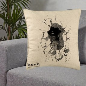 Perna Personalizata Attack on Titan Titan Crapand Zidul, 40x40 cm, Bej, Husa Detasabila, Perna Inclusa, BEKZ®
