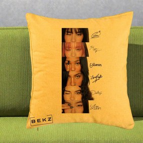 Perna Personalizata K-pop KATSEYE Semnaturi fara Foto, 40x40 cm, Galben, Husa Detasabila, Perna Inclusa, BEKZ®