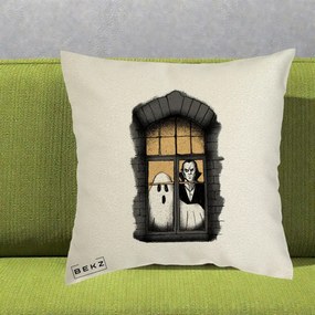 Perna Decorativa Halloween Fantoma si Dracula la Fereastra, 40x40 cm, Ecru, Husa Detasabila, Perna Inclusa, BEKZ®