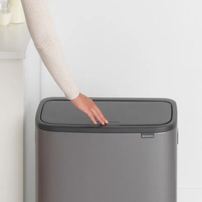 Cos de gunoi Brabantia Bo Touch 1001271, 2x30 L, Deschidere lina si silentioasa, Deschidere larga, Gri inchis