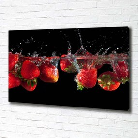 Tablou pe pânză canvas Căpșune sub apă