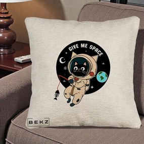 Perna Decorativa Give Me Space Pisica Astronaut, 40x40 cm, Bej Canapea, Husa Detasabila, Perna Inclusa, BEKZ®