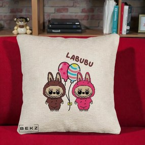 Perna Personalizata Labubu Cuplu cu Baloane, 40x40 cm, Bej Canapea, Husa Detasabila, Perna Inclusa, BEKZ®