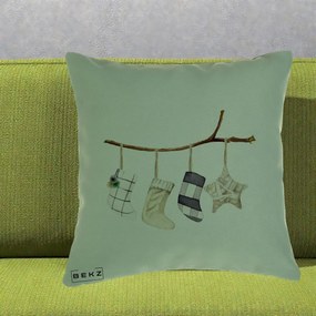 Perna Decorativa Ciorapi de Craciun pe Ramura, 40x40 cm, Verde, Husa Detasabila, Perna Inclusa, BEKZ®