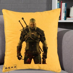 Perna Personalizata The Witcher Geralt of Rivia Portret, 40x40 cm, Galben, Husa Detasabila, Perna Inclusa, BEKZ®