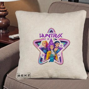 Perna Personalizata K-pop HUNTRX Trio Stea cu Pisica, 40x40 cm, Bej Canapea, Husa Detasabila, Perna Inclusa, BEKZ®